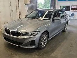 Grau Gebraucht 2023 BMW 320 Shadowline Limousine | 31.999 € (Superpreis)
