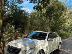 Weiß Gebraucht 2009 Mercedes E350 Limousine | 11.500 € (Etwas zu teuer)