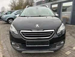 Schwarz Gebraucht 2016 Peugeot 2008 Allure SUV | 9.750 € (Guter Preis)