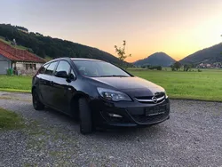 Schwarz Gebraucht 2013 Opel Astra Eco Kombi | 3.750 € (Guter Preis)