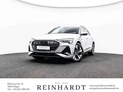 Florettsilber metallic Gebraucht 2022 Audi e-tron S-Line SUV | 30.890 € (Guter Preis)