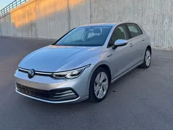 Silber Gebraucht 2023 VW Golf VIII Style Limousine | 24.800 € (Fairer Preis)