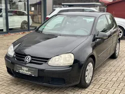 Schwarz Gebraucht 2005 VW Golf V Limousine | 850 € (Superpreis)