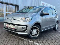 Silber Gebraucht 2013 VW up! high up! Kleinwagen | 5.999 € (Etwas zu teuer)