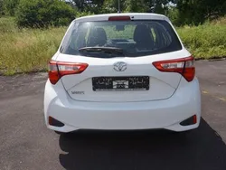 Weiß Gebraucht 2018 Toyota Yaris Comfort Kleinwagen | 10.990 € (Fairer Preis)