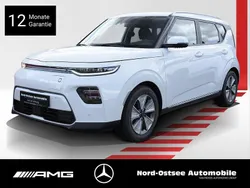 Weiss Gebraucht 2021 Kia Soul EV Spirit SUV | 22.490 € (Fairer Preis)