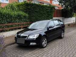 Schwarz Gebraucht 2012 Skoda Octavia GreenLine Kombi | 3.500 € (Superpreis)