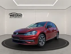 Rot Gebraucht 2019 VW Golf VII IQ Drive Limousine | 17.350 € (Superpreis)