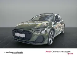 Distriktgrün metallic Gebraucht 2024 Audi A3 Sportback S-Line Limousine | 44.939 €