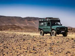 Grün Gebraucht 2010 Land Rover Defender SUV | 49.999 €