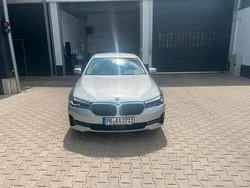 Silber Gebraucht 2020 BMW 530e Limousine | 29.990 € (Guter Preis)