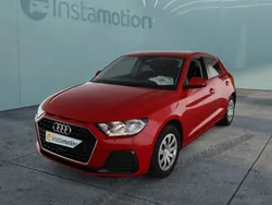 Rot Gebraucht 2024 Audi A1 Sportback Advanced Plus Kleinwagen | 22.380 € (Superpreis)
