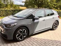 Grau Gebraucht 2022 VW ID.3 Pro Kleinwagen | 28.450 € (Fairer Preis)