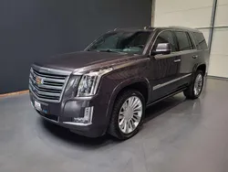 Schwarz Gebraucht 2018 Cadillac Escalade SUV | 54.950 € (Etwas zu teuer)