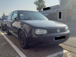 Schwarz Gebraucht 2002 VW Golf IV Limousine | 990 € (Fairer Preis)