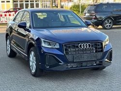 Navarrablau metallic Gebraucht 2024 Audi Q2 S-Line SUV | 33.333 € (Guter Preis)