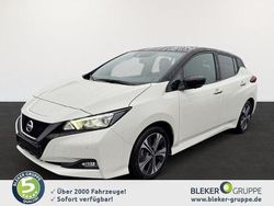 Schwarz / weiß Gebraucht 2021 Nissan Leaf N-Connecta Kleinwagen | 13.580 € (Guter Preis)