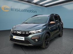 Grün Gebraucht 2024 Dacia Jogger Van / Kleinbus | 21.149 € (Fairer Preis)