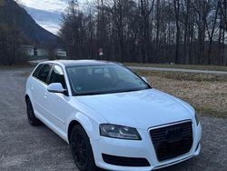 Weiß Gebraucht 2009 Audi A3 Attraction Limousine | 4.500 € (Etwas zu teuer)