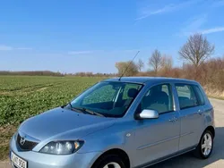 Blau Gebraucht 2005 Mazda 2 Active Limousine | 3.150 € (Etwas zu teuer)