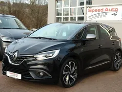 Schwarz Gebraucht 2017 Renault Scénic IV Bose Edition Van / Kleinbus | 13.990 € (Fairer Preis)
