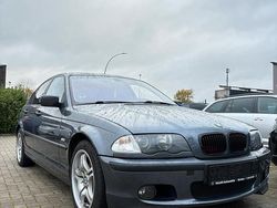 Grau Gebraucht 1999 BMW 318 M Sport Limousine | 2.700 € (Guter Preis)