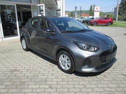 Grau Gebraucht 2025 Mazda 2 Center-Line Limousine | 21.590 € (Fairer Preis)