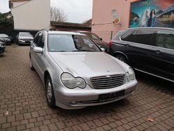 Silber Gebraucht 2001 Mercedes C220 Avantgarde Kombi | 2.200 € (Superpreis)