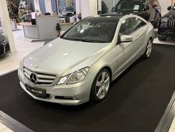 Silber Gebraucht 2011 Mercedes E200 Coupé | 14.900 € (Fairer Preis)