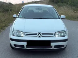 Weiß Gebraucht 1998 VW Golf IV Basis Limousine | 1.500 € (Teuer)