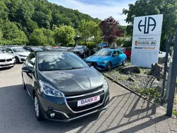 Grau Gebraucht 2017 Peugeot 208 Active Kleinwagen | 7.995 € (Fairer Preis)