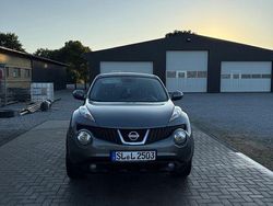 Grau Gebraucht 2011 Nissan Juke Tekna SUV | 8.000 € (Teuer)