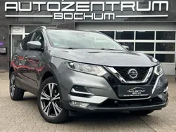 Grau Gebraucht 2019 Nissan Qashqai 360º SUV | 17.971 € (Guter Preis)