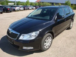 Schwarz Gebraucht 2010 Skoda Octavia Ambiente Kombi | 4.400 € (Guter Preis)