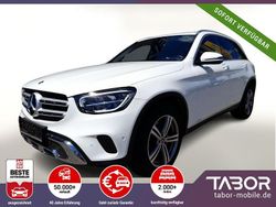 Weiß Gebraucht 2021 Mercedes GLC200 Business SUV | 36.015 € (Etwas zu teuer)