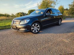 Schwarz Gebraucht 2012 Mercedes C220 Avantgarde Kombi | 8.500 € (Fairer Preis)