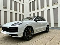 Weiß Gebraucht 2021 Porsche Cayenne SUV | 119.500 €