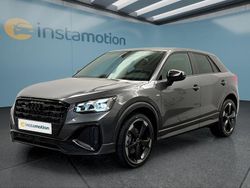 Grau Neu 2025 Audi Q2 SUV | 47.099 € (Teuer)