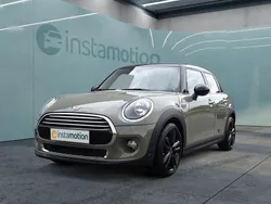Grau Gebraucht 2019 Mini Cooper Kleinwagen | 19.649 € (Fairer Preis)