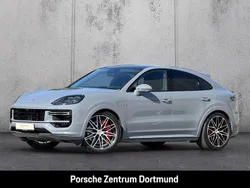 Grau Gebraucht 2024 Porsche Cayenne Turbo E-Hybrid Sport SUV | 181.900 € (Guter Preis)