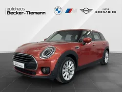 Rot Gebraucht 2022 Mini One Clubman Kombi | 21.888 € (Fairer Preis)