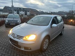 Silber Gebraucht 2006 VW Golf V Goal Limousine | 1.000 € (Guter Preis)