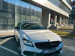 Weiß Gebraucht 2016 Mercedes CLS350 Limousine | 22.990 € (Etwas zu teuer)