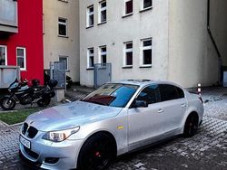 Grau Gebraucht 2004 BMW 520 Limousine | 8.000 €