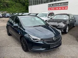 Grün Gebraucht 2016 Opel Astra Selection Limousine | 6.890 € (Guter Preis)
