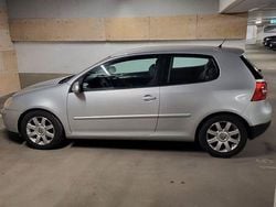 Silber Gebraucht 2007 VW Golf V Sportline Limousine | 3.550 € (Fairer Preis)