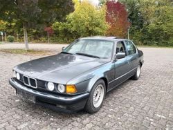 Grau Gebraucht 1988 BMW 730 Performance Limousine | 2.200 €