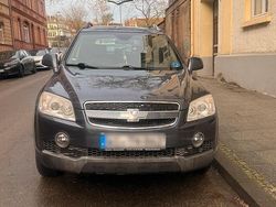 Grau Gebraucht 2008 Chevrolet Captiva SUV | 4.199 € (Etwas zu teuer)
