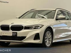 Mineralweiß metallic Gebraucht 2024 BMW 318 Kombi | 34.349 € (Fairer Preis)