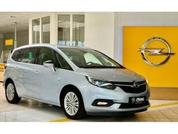Diamant blau(m2) Gebraucht 2017 Opel Zafira Active Van / Kleinbus | 16.495 € (Etwas zu teuer)
